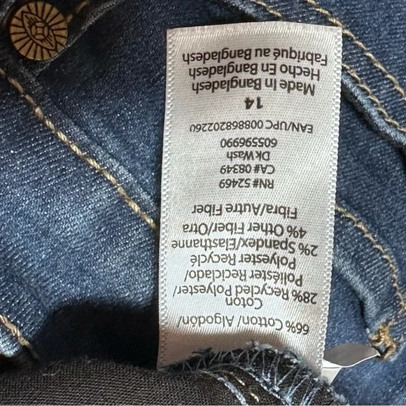 Sofia Jeans by Sofia Vergara Size 14 Dark Wash Skinny Jeans Distressed Hem - Picture 7 of 10